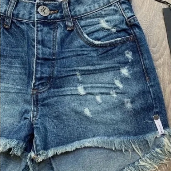 One Teaspoon Lucky Blue High Waist Bonita Shorts - Picture 3 of 4